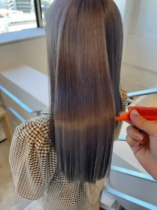 ミディアム カラー ヘアアレンジ アイブロウ ミニボブ/ブリーチ 🌈MISATOのヘアスタイル