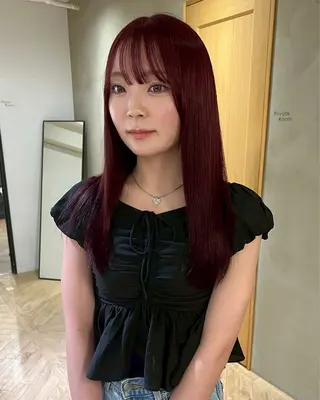 セミロング 🍎デザインカラー /カエデ🍎のヘアスタイル
