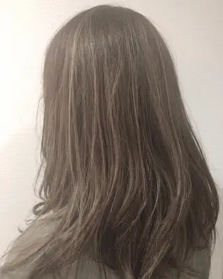 セミロング カラー レイヤーカット匠 イソザキノリユキのヘアスタイル