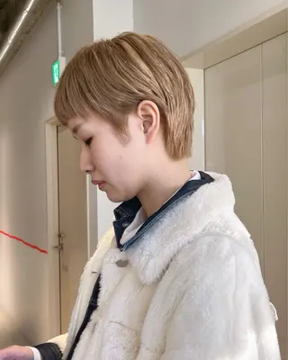 ショート カラー かわい りほのヘアスタイル