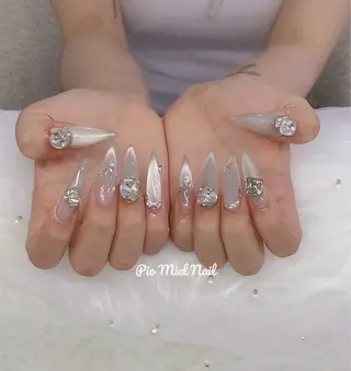 セミロング HANA 長さだしのネイルデザイン