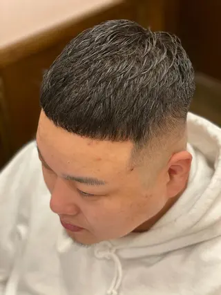 ショート メンズ 土井 康永のヘアスタイル