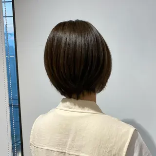 ショート カラー mei / レイヤー 顔まわり 🤍のヘアスタイル