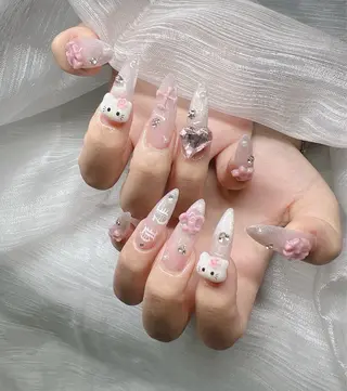ネイル Lee Nailsのネイルデザイン
