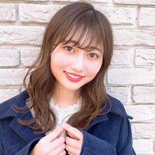 セミロング カラー ブリーチなし✨艶髪 カラー𓃲YAGIのヘアスタイル
