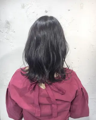 セミロング カラー パーマ ✨艶髪✨透明感✨ 山内大樹のヘアスタイル