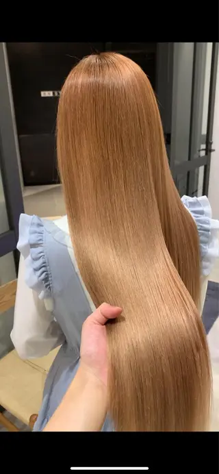 ロング カラー れい🫧 ハイトーン特化のヘアスタイル