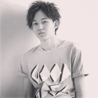 ミディアム カラー メンズ メンズヘア特化 崎田 成人のヘアスタイル