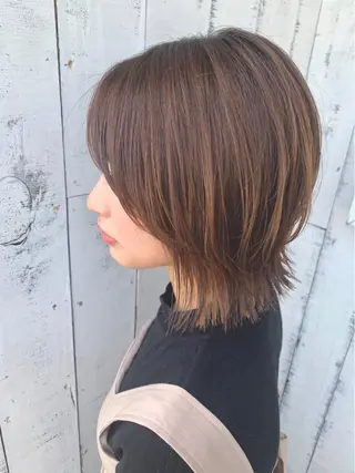 ミディアム 金井愛華 【monolith】のヘアスタイル