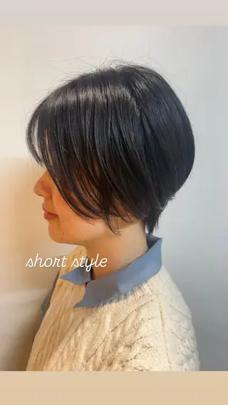 ショート すざき ことみのヘアスタイル