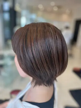 ショート カラー 鈴木 颯介のヘアスタイル