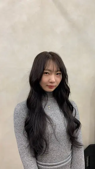 ロング カラー チバ ヒロトのヘアスタイル