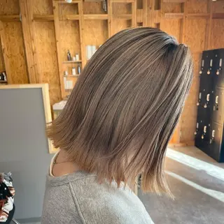 ミディアム 💕モテベージュ 🧡NANAKO🧡のヘアスタイル