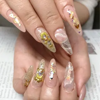 ネイル elu :nail&eyeのネイルデザイン