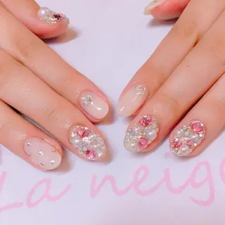 ネイル La neige* yuki 🐩🌙のネイルデザイン