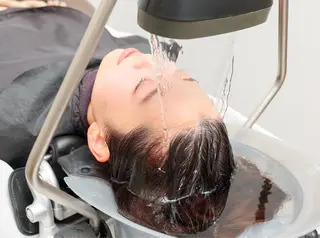 ミディアム スパニスト 樋田のヘアスタイル