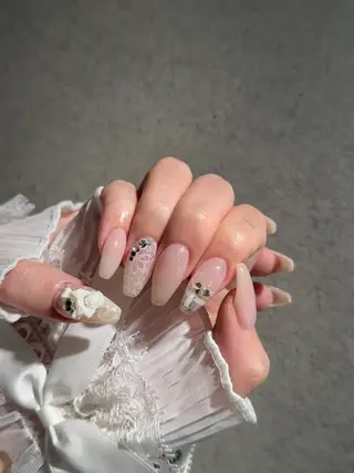 ネイル I-nailロング /ワンホン/キラキラのネイルデザイン