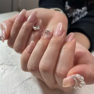 ネイル 吉村 優子のネイルデザイン