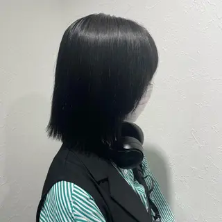 ミディアム カラー shiho .のヘアスタイル