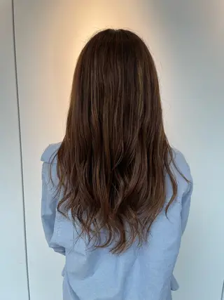 ロング 韓国風レイヤーカラー ライムのヘアスタイル
