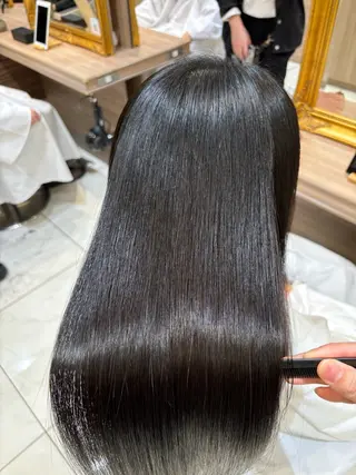 ロング 🥀縮毛矯正🥀 川﨑和希のヘアスタイル