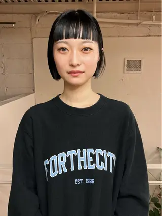 ショート カラー レイヤーカット/ ハイトーン/mikiのヘアスタイル