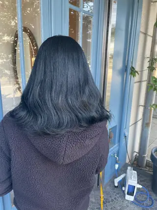 セミロング 齋藤 樹里のヘアスタイル