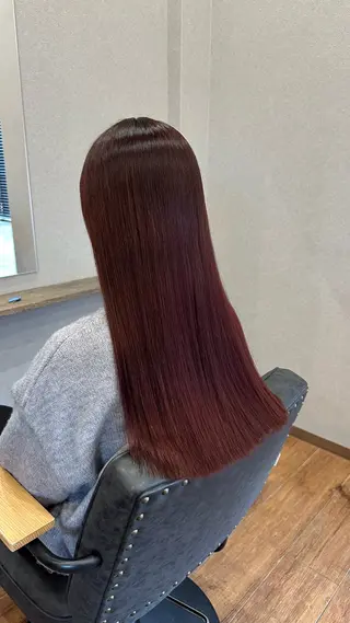 ロング カラー 鵜飼 真伍のヘアスタイル