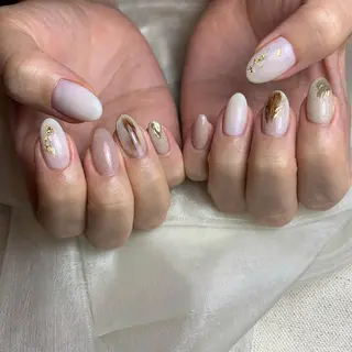 ネイル 里見 麗のネイルデザイン