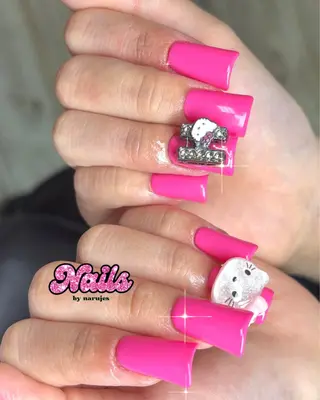 ネイル ギャルネイル🧸💖 narujesのネイルデザイン