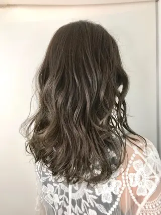 セミロング 酸性ストレート/ブリ ーチなし/中村 匠のヘアスタイル