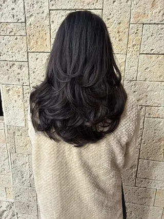 セミロング 小塚 レイヤー/ボブ /韓国ヘア/ブリーチのヘアスタイル