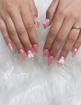 ネイル プライベートサロン WhiteLightのネイルデザイン