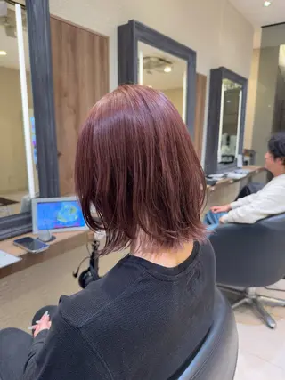 ミディアム カラー さら艶レイヤーカット 🩶Suzuneのヘアスタイル