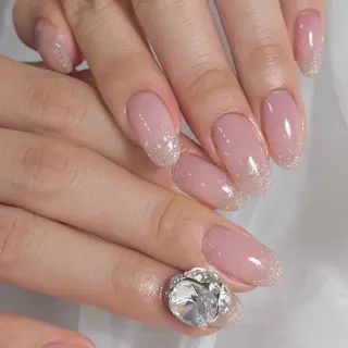 カラー 奥山 恵美のネイルデザイン