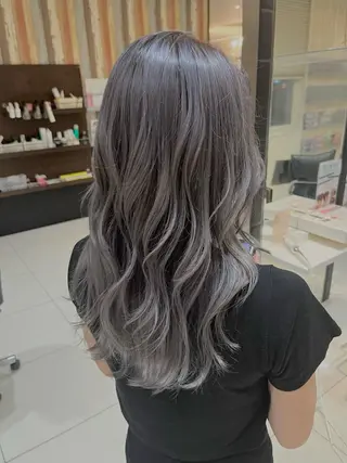 ロング 🌿岡 朱李🌿のヘアスタイル