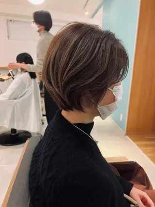ショート あくつ べんのヘアスタイル