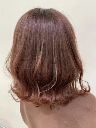 ミディアム やざき ちかのヘアスタイル