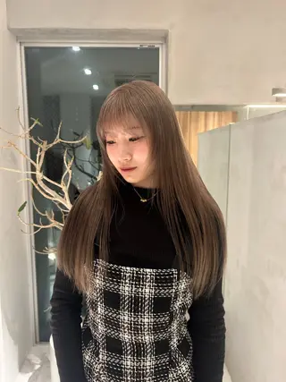 ロング れんか/ボブ/レイヤ ー/ベージュ/艶髪のヘアスタイル