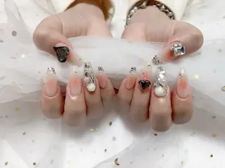 ネイル ジョリ kasumi🌹💅のネイルデザイン