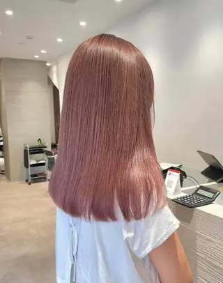 ロング カラー サキ🤍ハイトーン 🩰くびれ巻きヘアのヘアスタイル