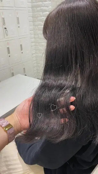 ロング カラー ヘアアレンジ ハイトーンカラー 🩷NANAのヘアスタイル
