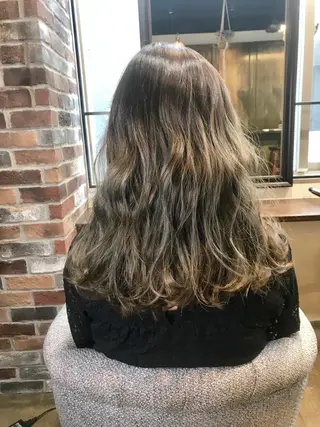 セミロング カラー パーマ ヘアアレンジ キッズ ネイル マツエク・マツパ 野田 修平のヘアスタイル