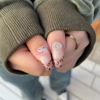 ネイル 秋本 栞のネイルデザイン