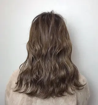 ロング カラー 今野 美栄のヘアスタイル