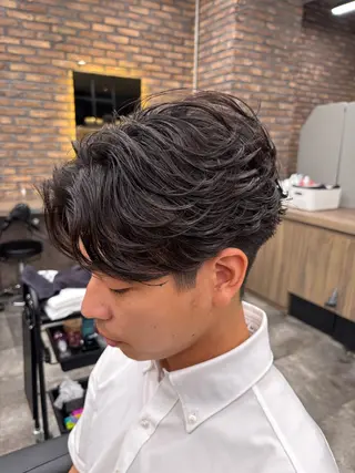 メンズ 🪽直毛男子の救世主 🪽フェザーパーマのヘアスタイル