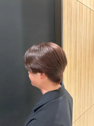 ショート 伊藤 あいのヘアスタイル