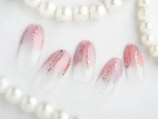 ネイル Tiary Nail Fのネイルデザイン