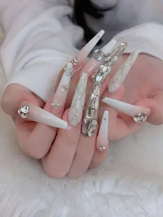 ネイル Mio_ Noiranailのネイルデザイン