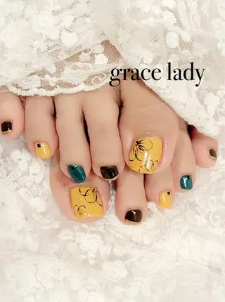 ネイル グレースレディ所属・深爪矯正長さ出し専門 グレースレディのネイルデザイン